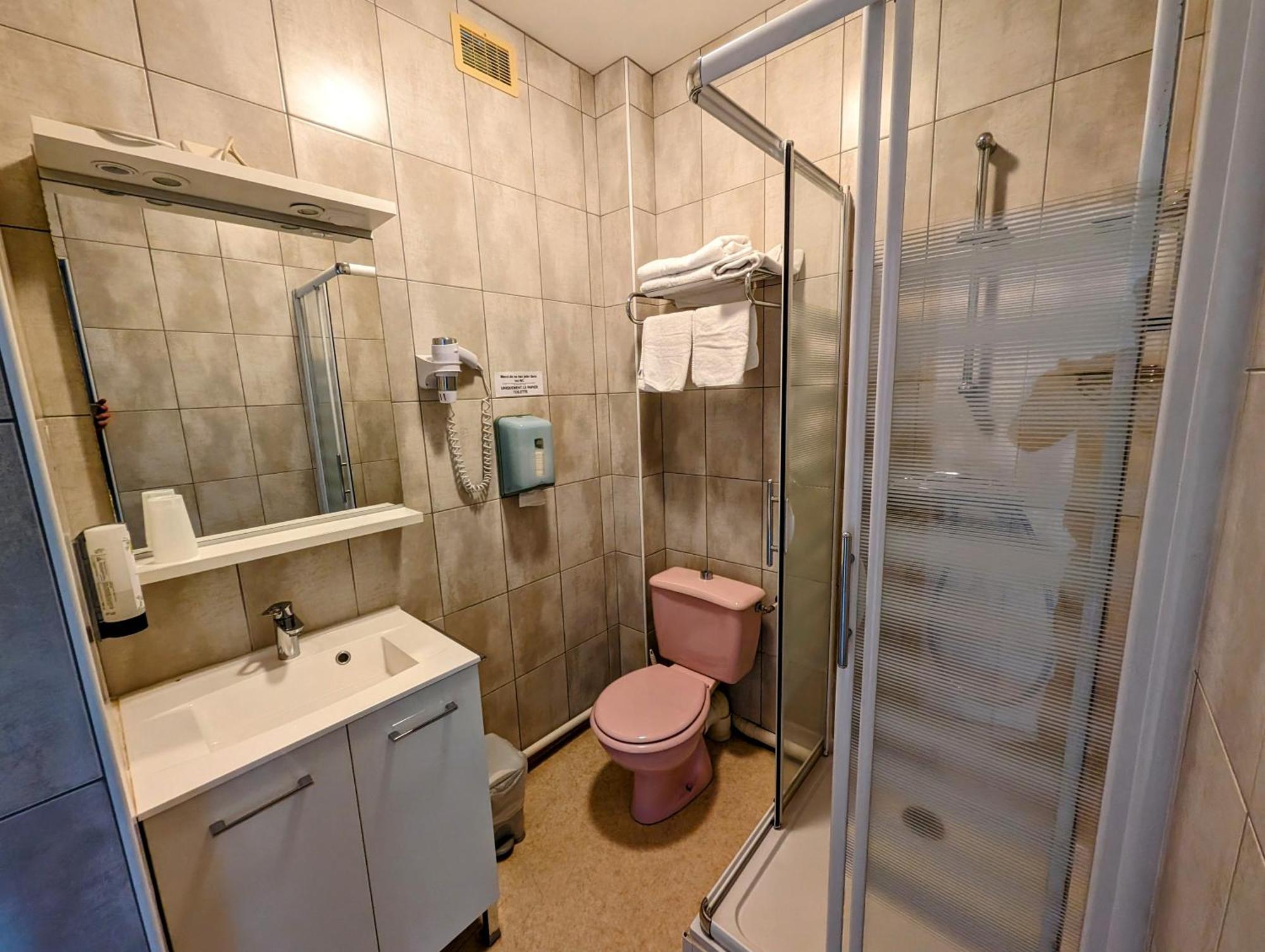 Logis Hotel Le Beau Site ชามบูง-ซัวร์-แลค ภายนอก รูปภาพ