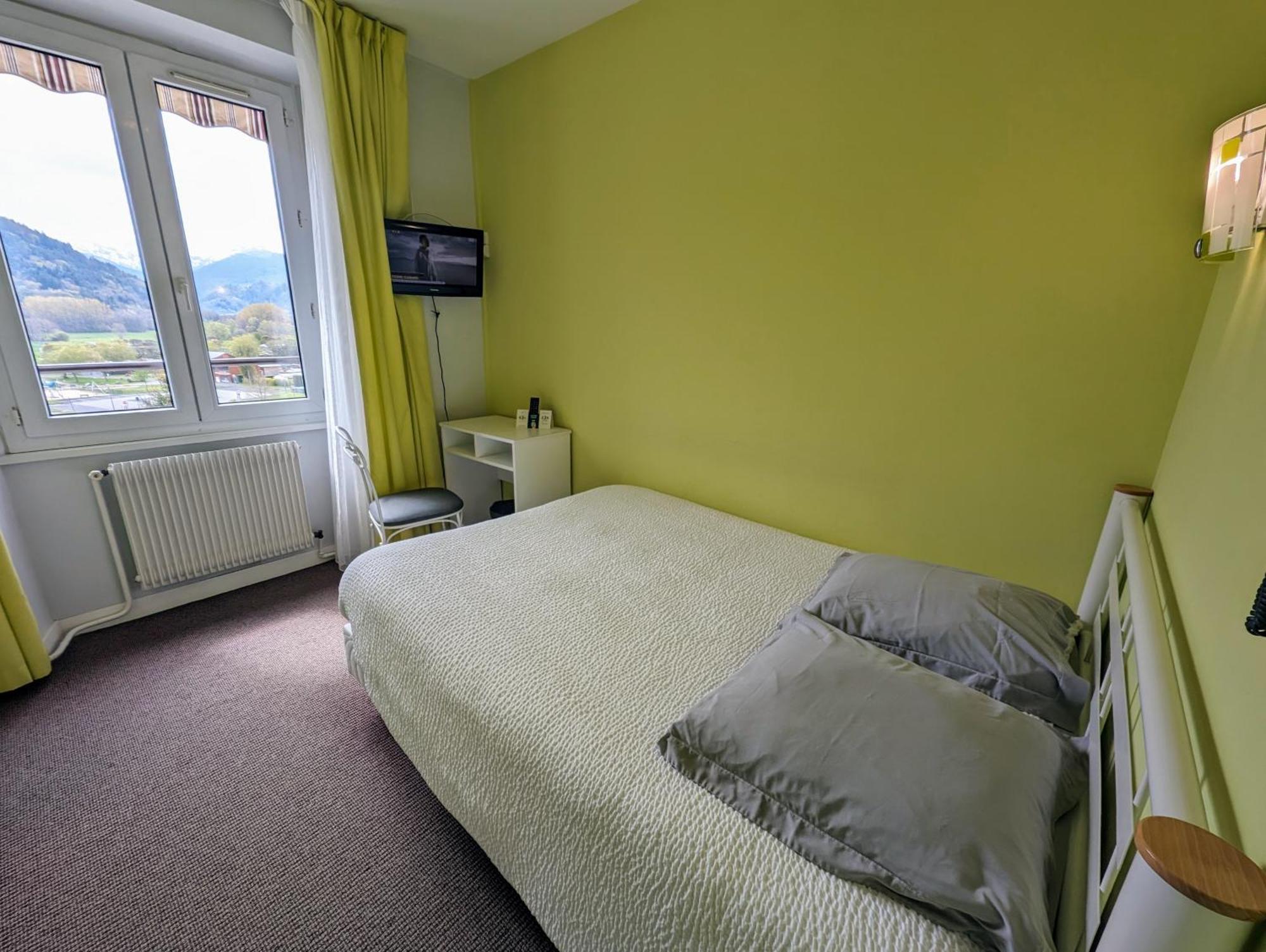Logis Hotel Le Beau Site ชามบูง-ซัวร์-แลค ภายนอก รูปภาพ