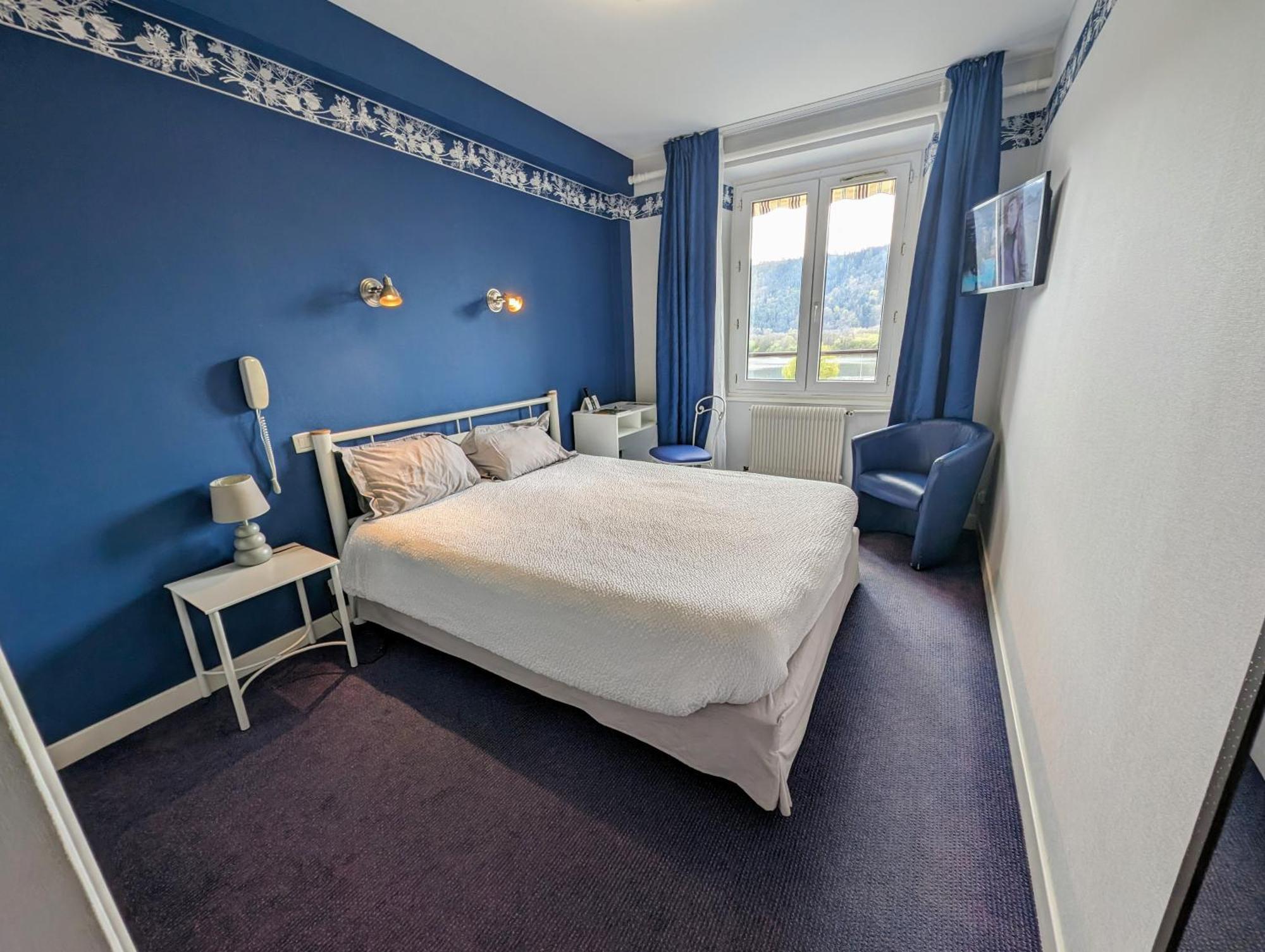 Logis Hotel Le Beau Site ชามบูง-ซัวร์-แลค ภายนอก รูปภาพ