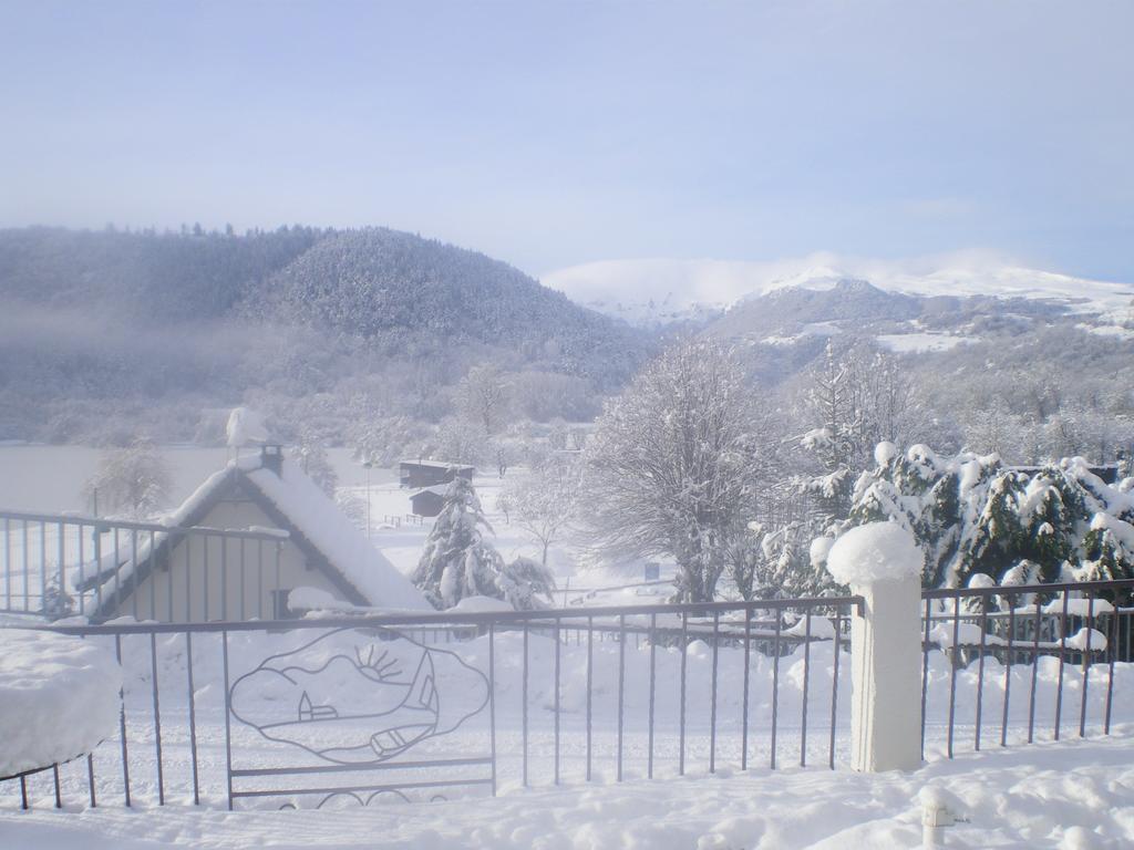 Logis Hotel Le Beau Site ชามบูง-ซัวร์-แลค ภายนอก รูปภาพ